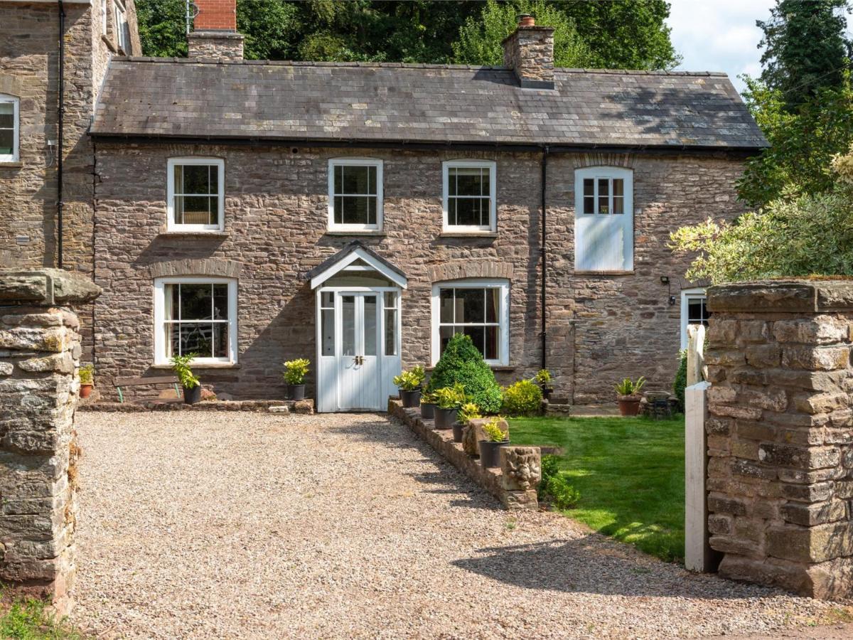 4 Bed In Hay-On-Wye Town Bn116 Villa ภายนอก รูปภาพ